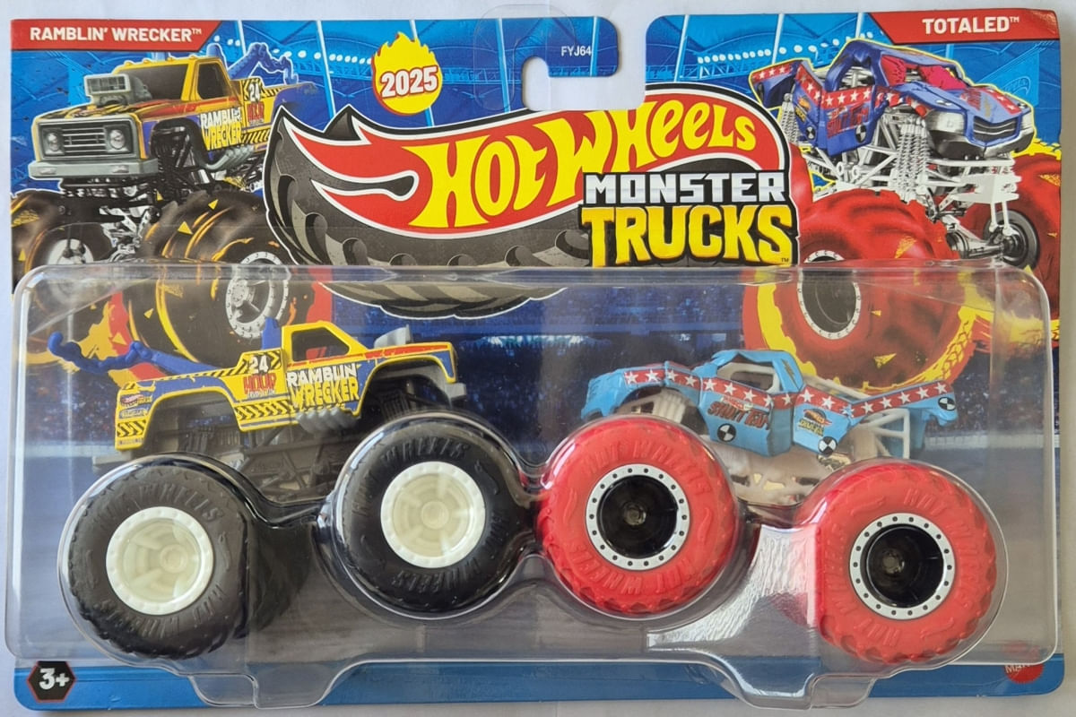 Hot Wheels Monster Trucks - Ramblin' Wrecker vs Totaled