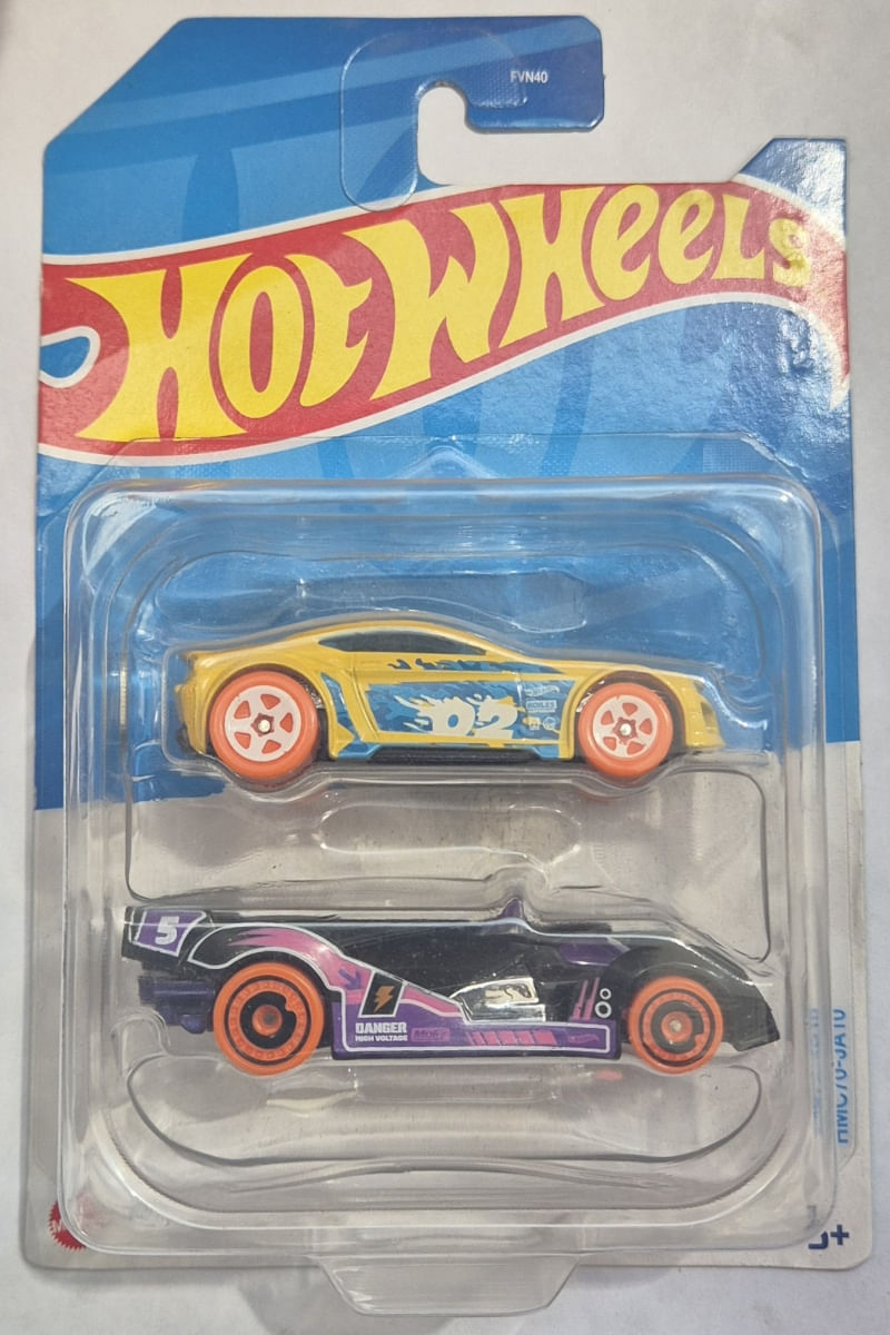 *Embalagem Danificada* Hot Wheels Pack de 2 - Torque Twister + Hitech Missile