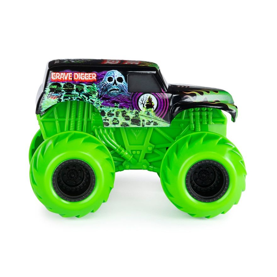 Compre Monster Jam - Mega Grave Digger R/C aqui na Sunny Brinquedos.