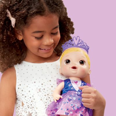 Boneca Baby Alive Bebe Cha De Princesa Loira F0031 Hasbro Pbkids Mobile