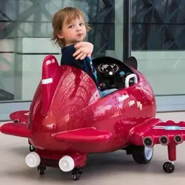 Mini Avião Elétrico Infantil 12V com Controle Remoto - Vermelho - Real  Brinquedos