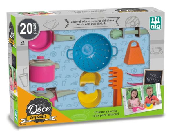Brincadeira de Casinha Doce Cozinha 20 Peças Nig
