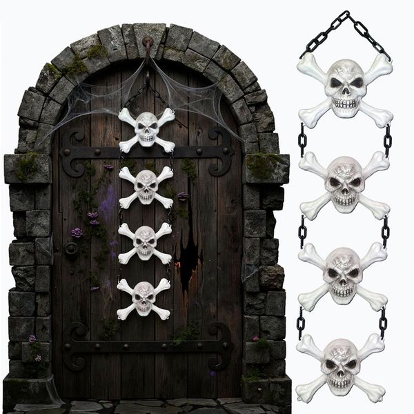 Decoração de Halloween para Pendurar com 4 Caveiras e Ossos Realistas Acorrentadas em Plástico Enfeite de 1 metro -